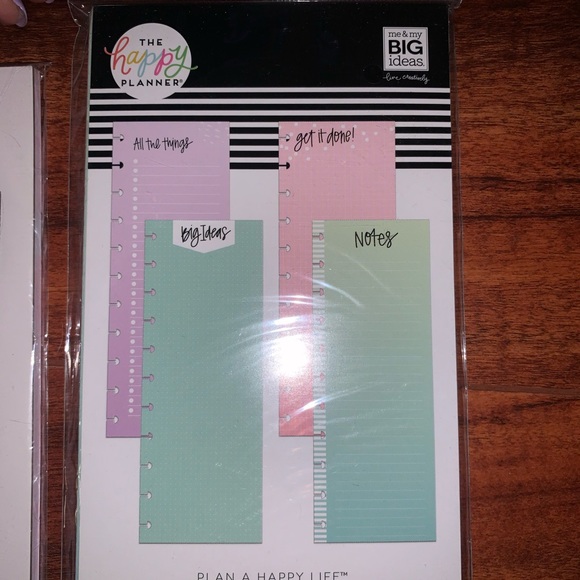 ✨3 for $24✨ The Happy Planner Notes & Cute Love Notepad - Picture 3 of 3
